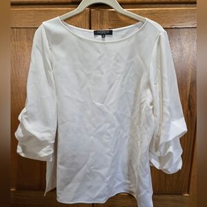 LaFAYETTE  148 WHITE BLOUSE...UNIQUE SLEEVES - SMALL